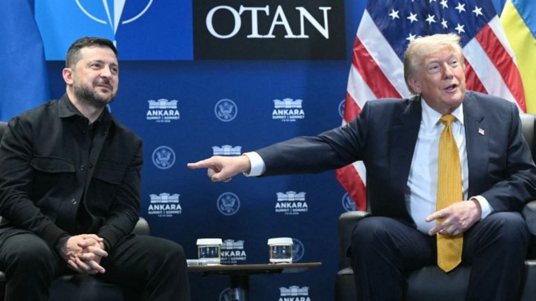 Donald Trump a oferit Ucrainei licența pentru rachetele Patriot: „Nu va mai avea motive să se plângă că nu îi oferim suficient” Donald Trump a oferit Ucrainei licenta pentru rachetele Patriot Nu va mai avea motive sa se planga ca nu ii oferim suficient