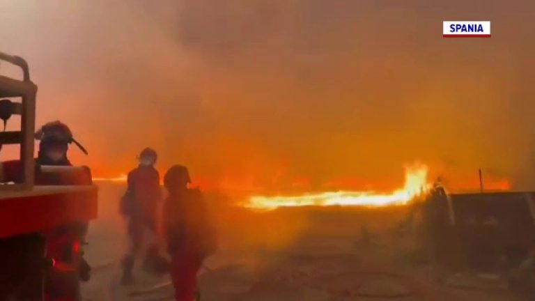 Focul din Spania continua sa se raspandesca Peste 1000 de localnici au fost evacuati iar autoritatiile sunt in stare de alerta