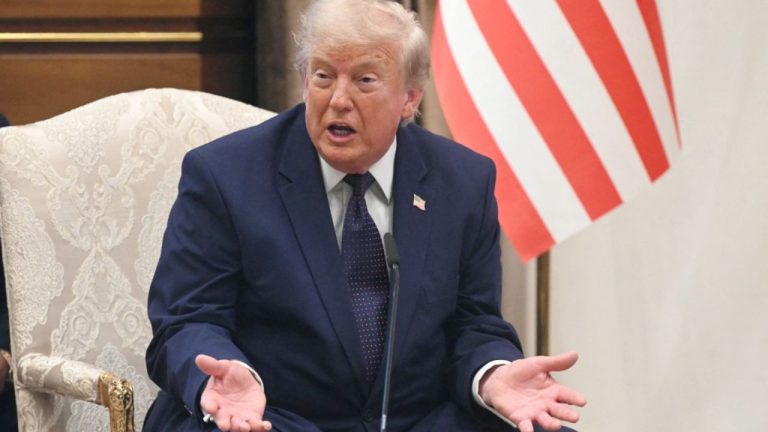 Primul atac major al lui Trump împotriva aliaților după aterizarea în Ankara pentru summitul NATO: „Cei mai patetici oameni” Primul atac major al lui Trump impotriva aliatilor dupa aterizarea in Ankara pentru summitul NATO Cei mai patetici oameni