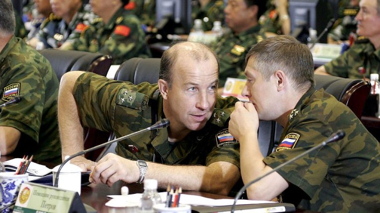 Reuters: China a pregătit în secret militari ruși, cu aprobarea ministrului Apărării de la Moscova. Ce au învățat aceștia. Reuters China a pregatit in secret militari rusi cu aprobarea ministrului Apararii de la Moscova Ce au invatat acestia