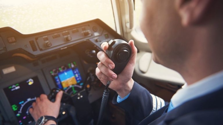 Un pilot spaniol le-a spus pasagerilor că Argentina a câștigat Cupa Mondială 2026. Reacția virală a fanilor. VIDEO Un pilot spaniol le a spus pasagerilor ca Argentina a castigat Cupa Mondiala 2026 Reactia virala a fanilor VIDEO