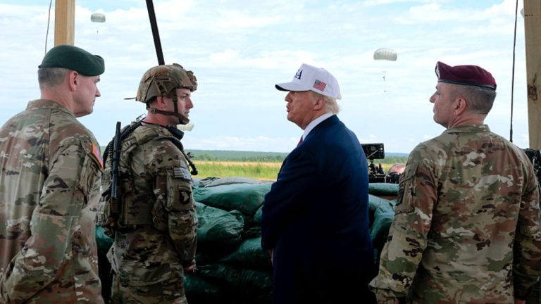 Mesajul clar transmis de Trump Armatei SUA în cazul unei tentative de asasinat din partea Iranului: „Ordinele au fost date” mesajul clar transmis de trump armatei sua in cazul unei tentative de asasinat din partea iranului ordinele au fost date