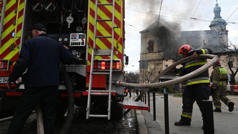 Moscova afirmă că peste 35 de minori au fost uciși și aproape 300 răniți în atacurile ucrainene de la începutul anului. Moscova afirma ca peste 35 de minori au fost ucisi si aproape 300 raniti in atacurile ucrainene de la inceputul anului