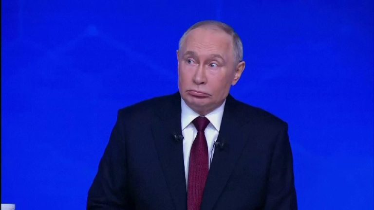 Putin se implică direct în politica monetară a Rusiei. Bloomberg: Presiunea asupra Băncii Centrale crește în contextul războiului. Putin se implica direct in politica monetara a Rusiei Bloomberg Presiunea asupra Bancii Centrale creste in contextul razboiului