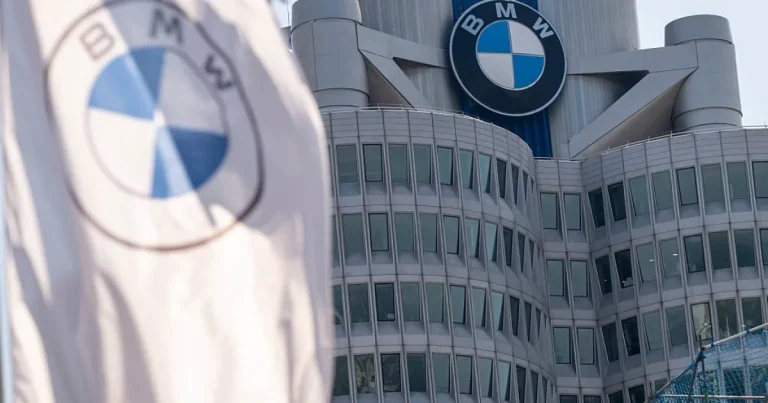 BMW recheamă aproape 190.000 de mașini din cauza riscului de incendiu BMW recheamă aproape 190.000 de mașini din cauza riscului de incendiu