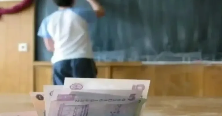 Bursă de 300 de lei pe lună pentru elevii din învățământul tehnologic în 2026-2027 Bursă de 300 de lei pe lună pentru elevii din învățământul tehnologic în 2026-2027
