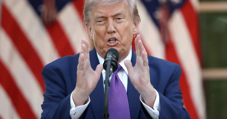 Decizia Curții Supreme care l-a înfuriat pe Trump. Judecătorii săi: „Sunt doar o umbră” Decizia Curții Supreme care l-a înfuriat pe Trump. Judecătorii săi: „Sunt doar o umbră”