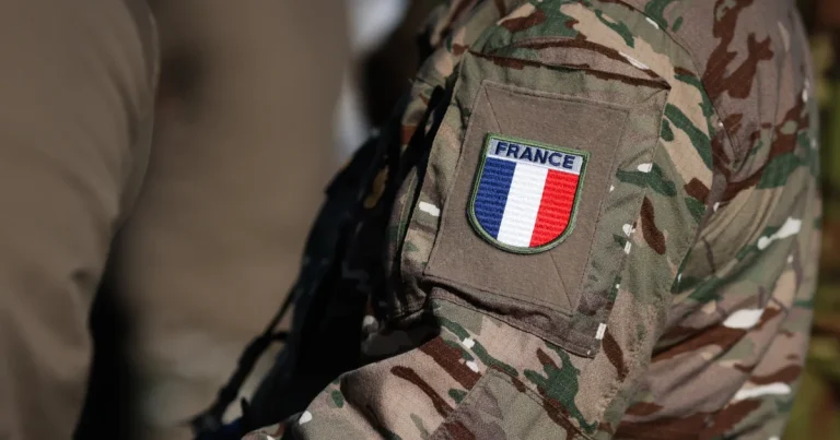 Franța: Desfășurarea militară în Arabia Saudită va fi strict defensivă Franța: Desfășurarea militară în Arabia Saudită va fi strict defensivă