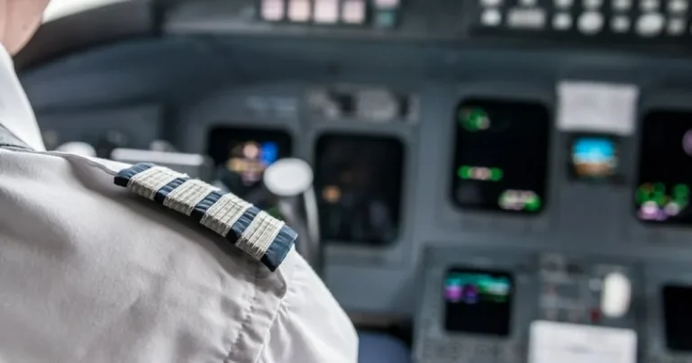 Incident violent între piloți pe un zbor spre Tel Aviv; Israelul ridică avioane de luptă Incident violent între piloți pe un zbor spre Tel Aviv; Israelul ridică avioane de luptă