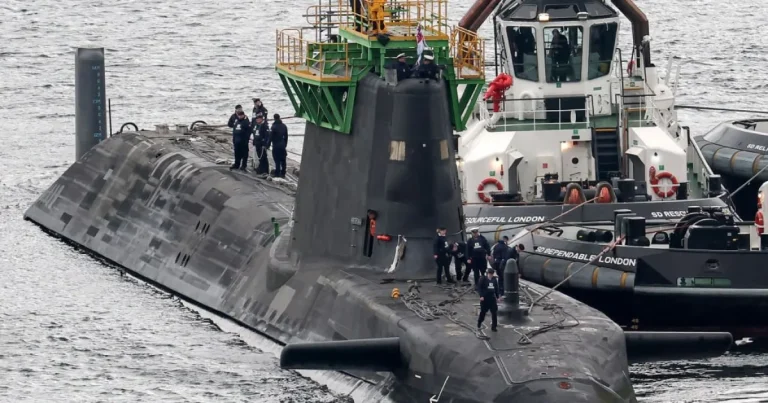 Marea Britanie oferă protecție nucleară Finlandei și aliaților europeni Marea Britanie oferă protecție nucleară Finlandei și aliaților europeni