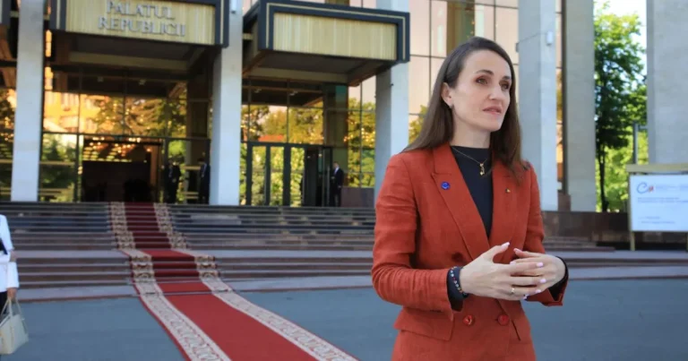 Oana Țoiu: Atacurile din Marea Neagră afectează hrana globală. State depind de grâne