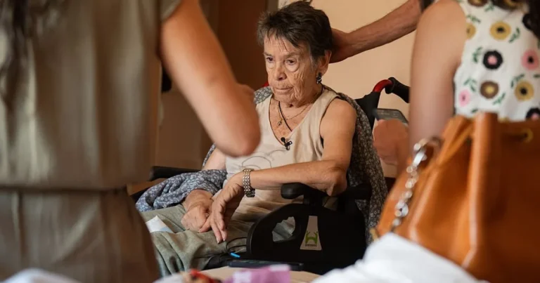 Pensionară din Madrid se întoarce în apartament după 70 de ani