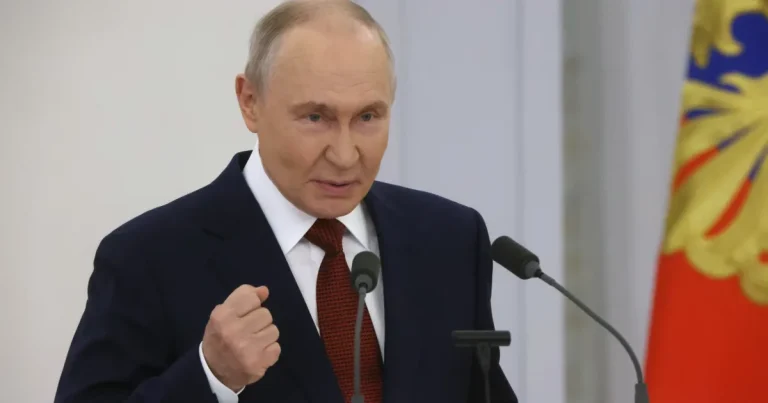 Putin amenință Europa cu războiul dacă trimite trupe în Ucraina Putin amenință Europa cu războiul dacă trimite trupe în Ucraina