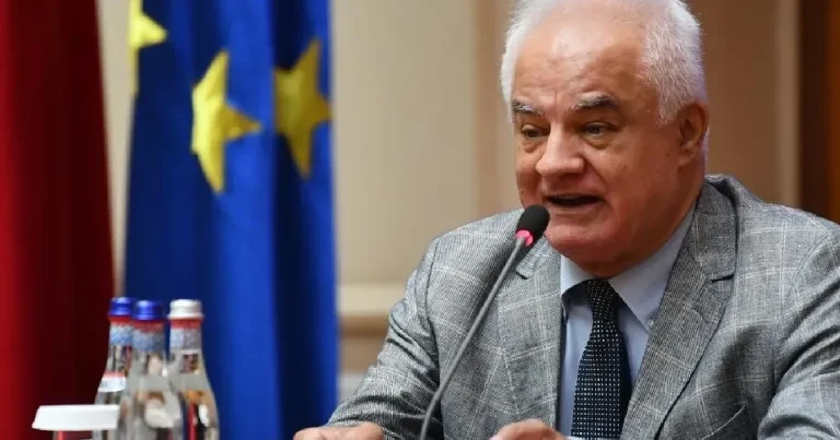 Statul are nevoie de 60 de miliarde de euro anual Statul are nevoie de 60 de miliarde de euro anual