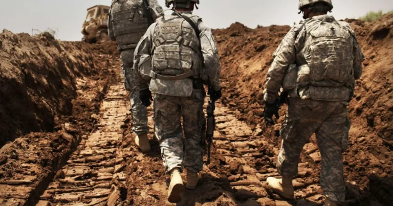 SUA își retrag trupele din Irak; țara se pregătește de patru zile de sărbătoare