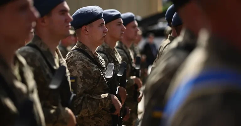 Ucraina recuperează 176 kmp în nordul Donețkului. Orașe eliberate