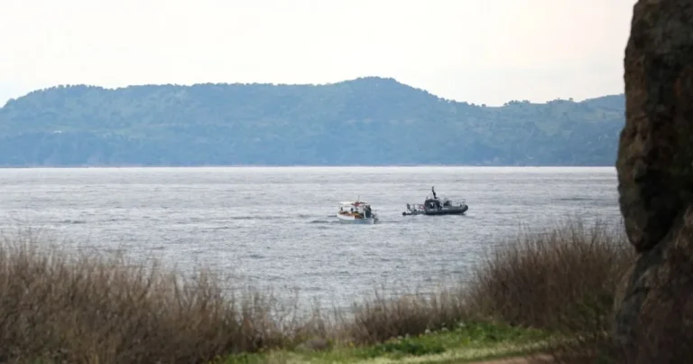 12 migranți morți în două incidente în Marea Egee, lângă Lesbos și Samos 12 migranți morți în două incidente în Marea Egee, lângă Lesbos și Samos