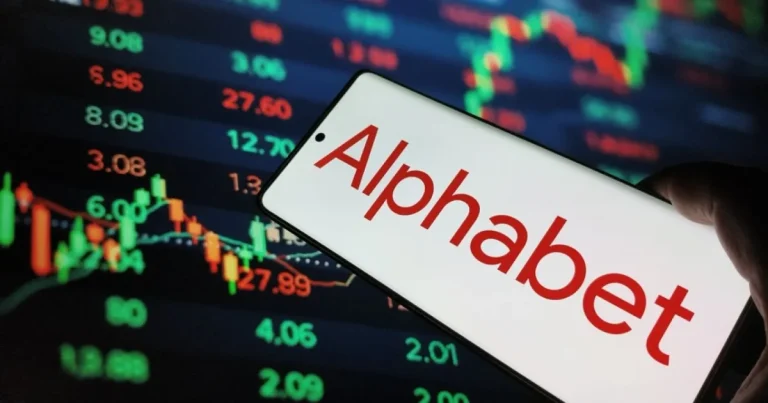 Alphabet a pierdut 500 miliarde de dolari din cauza propriei inteligențe artificiale Alphabet a pierdut 500 miliarde de dolari din cauza propriei inteligențe artificiale
