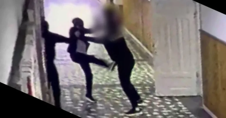 Atacul de la școala din Bistrița. Copiii au sărit să lupte cu agresorul