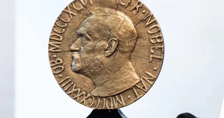 Cinci lucruri de știut despre Premiile Nobel: recorduri și femei în istorie