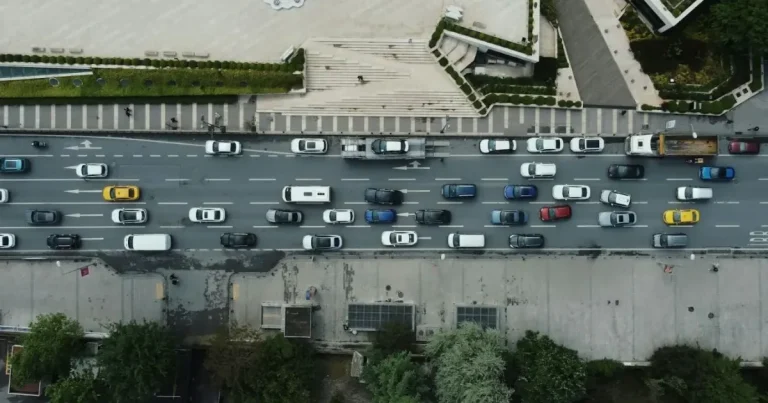Creșterea prețurilor la carburanți ar putea stimula cererea de scutere Creșterea prețurilor la carburanți ar putea stimula cererea de scutere