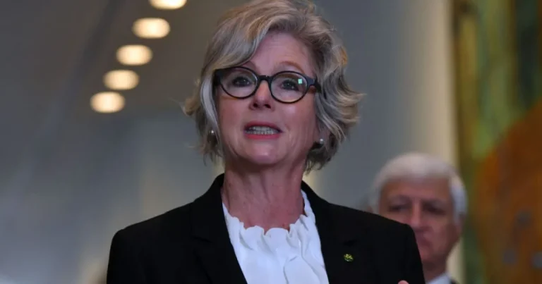 Deputată australiană, grav rănită după ce a fost lovită de două ori cu mașina Deputată australiană, grav rănită după ce a fost lovită de două ori cu mașina
