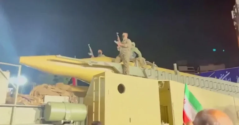 Explozii în Riad: Houthii au lovit aeroportul cu rachetă balistică