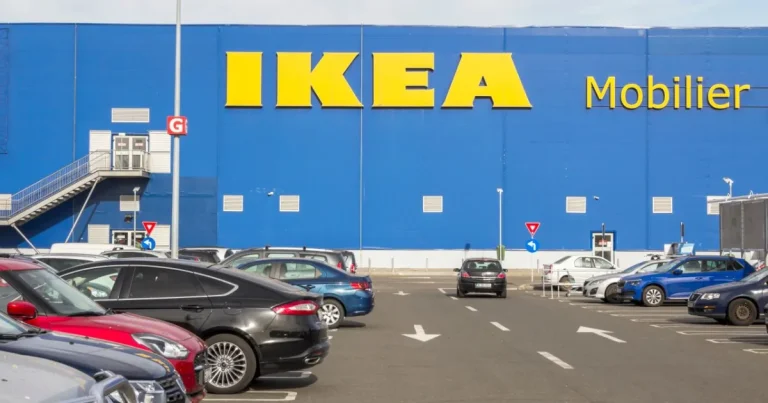 IKEA amenajează magazine pentru adăposturi de urgență și spitale temporare IKEA amenajează magazine pentru adăposturi de urgență și spitale temporare