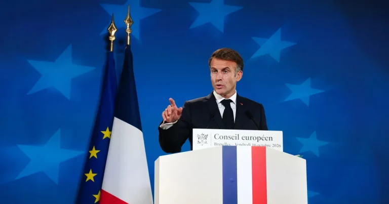 Macron îl avertizează pe Trump după concesiile către Putin: Ucraina e avanpostul nostru Macron îl avertizează pe Trump după concesiile către Putin: Ucraina e avanpostul nostru