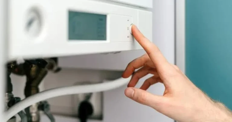 Nicușor Dan cere Parlamentului să schimbe legea centralelor pe gaz