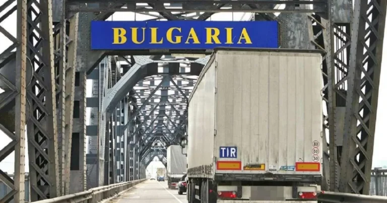 Podul Giurgiu-Ruse intră în reparații. Alertă de călătorie pentru șoferi Podul Giurgiu-Ruse intră în reparații. Alertă de călătorie pentru șoferi