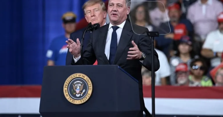Politicienii germani critică prezența șefului Audi la mitingul lui Trump