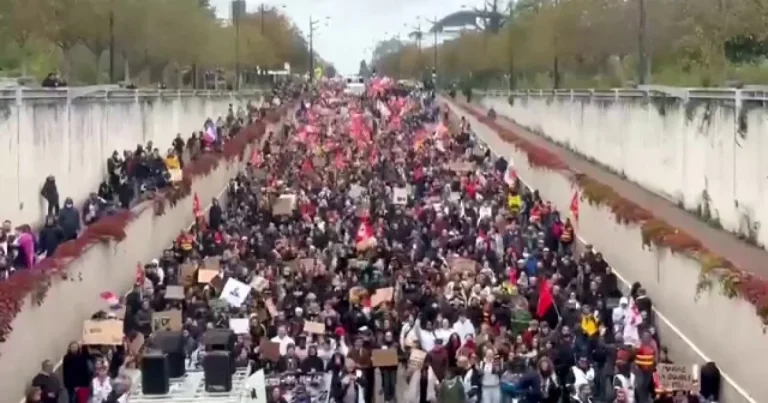 Proteste masive în Franța: zeci de mii de polițiști mobilizați și sute de rețineri Proteste masive în Franța: zeci de mii de polițiști mobilizați și sute de rețineri