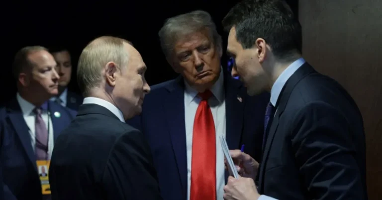 Putin i-a spus lui Trump cum vrea să încheie războiul din Ucraina Putin i-a spus lui Trump cum vrea să încheie războiul din Ucraina