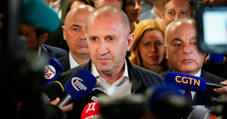 Radev: Singurul premier NATO de la Marea Neagră care a convocat ambasadorul rus Radev: Singurul premier NATO de la Marea Neagră care a convocat ambasadorul rus