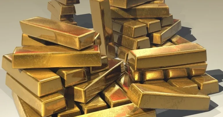 România pierde competiția globală pentru aur. Băncile centrale cumpără masiv