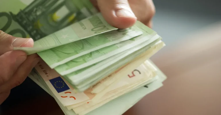 Românul care a câștigat aproape 200.000 de euro la pariuri în Italia. Ce face cu banii