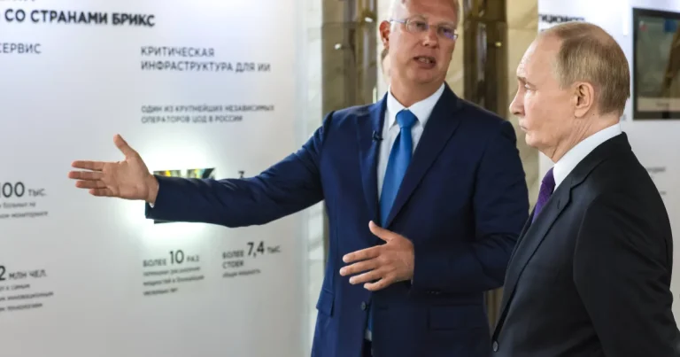 Rusia invadatoare spune că dialogul va prevala; Putin: Danemarca poate pierde Groenlanda Rusia invadatoare spune că dialogul va prevala; Putin: Danemarca poate pierde Groenlanda