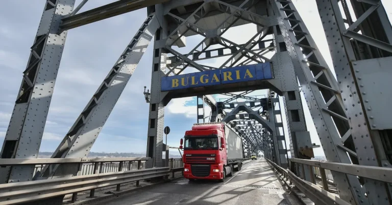 Stat balcanic propune o hartă economică cu România. Cum ar arăta „Banana Balcanică” Stat balcanic propune o hartă economică cu România. Cum ar arăta „Banana Balcanică”