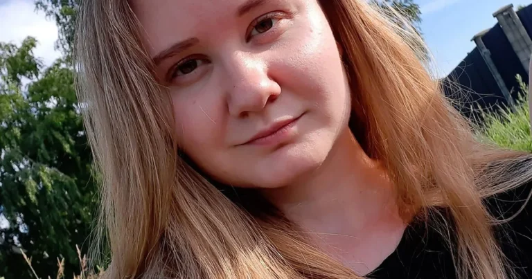 Tânăra cercetătoare moartă de ciumă în Siberia: mama contrazice versiunea oficială Tânăra cercetătoare moartă de ciumă în Siberia: mama contrazice versiunea oficială
