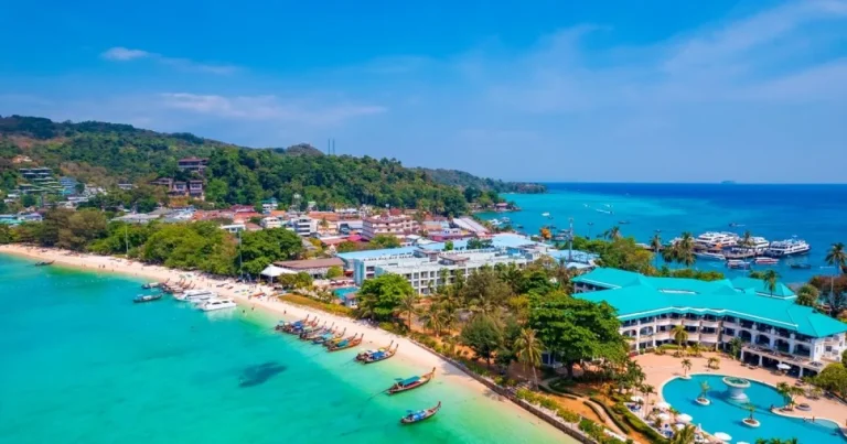 Taxă de 30 de dolari la plecarea din destinația exotică asiatică. Alte taxe pregătite Taxă de 30 de dolari la plecarea din destinația exotică asiatică. Alte taxe pregătite