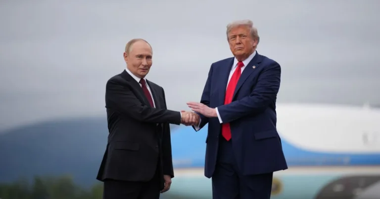 Trump și Putin s-ar putea întâlni în China. Ce au discutat miniștrii de externe la G20 Trump și Putin s-ar putea întâlni în China. Ce au discutat miniștrii de externe la G20
