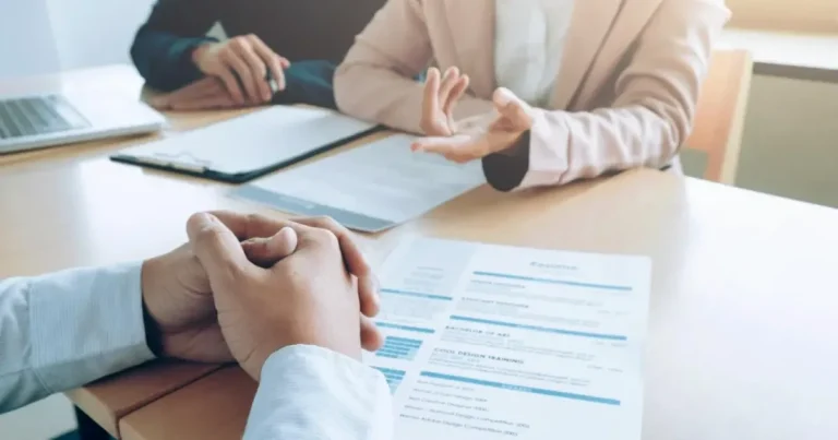 Un nou val de disponibilizări în IT&C: aproape 300 de specialiști rămân fără loc de muncă Un nou val de disponibilizări în IT&C: aproape 300 de specialiști rămân fără loc de muncă