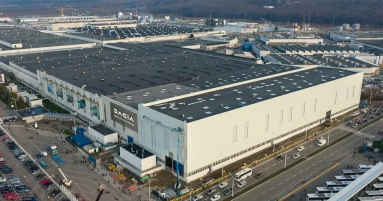 Viitorul Dacia Mioveni, incert. Renault taie costurile cu 20%, producția e oprită Viitorul Dacia Mioveni, incert. Renault taie costurile cu 20%, producția e oprită